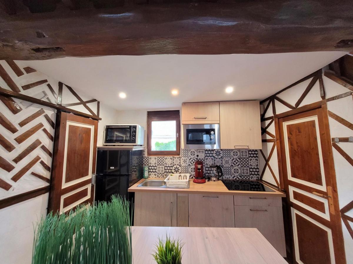 Gite De Charme Proche Loire A Velo Avec Jacuzzi Privatif Savonnieres Exterior photo